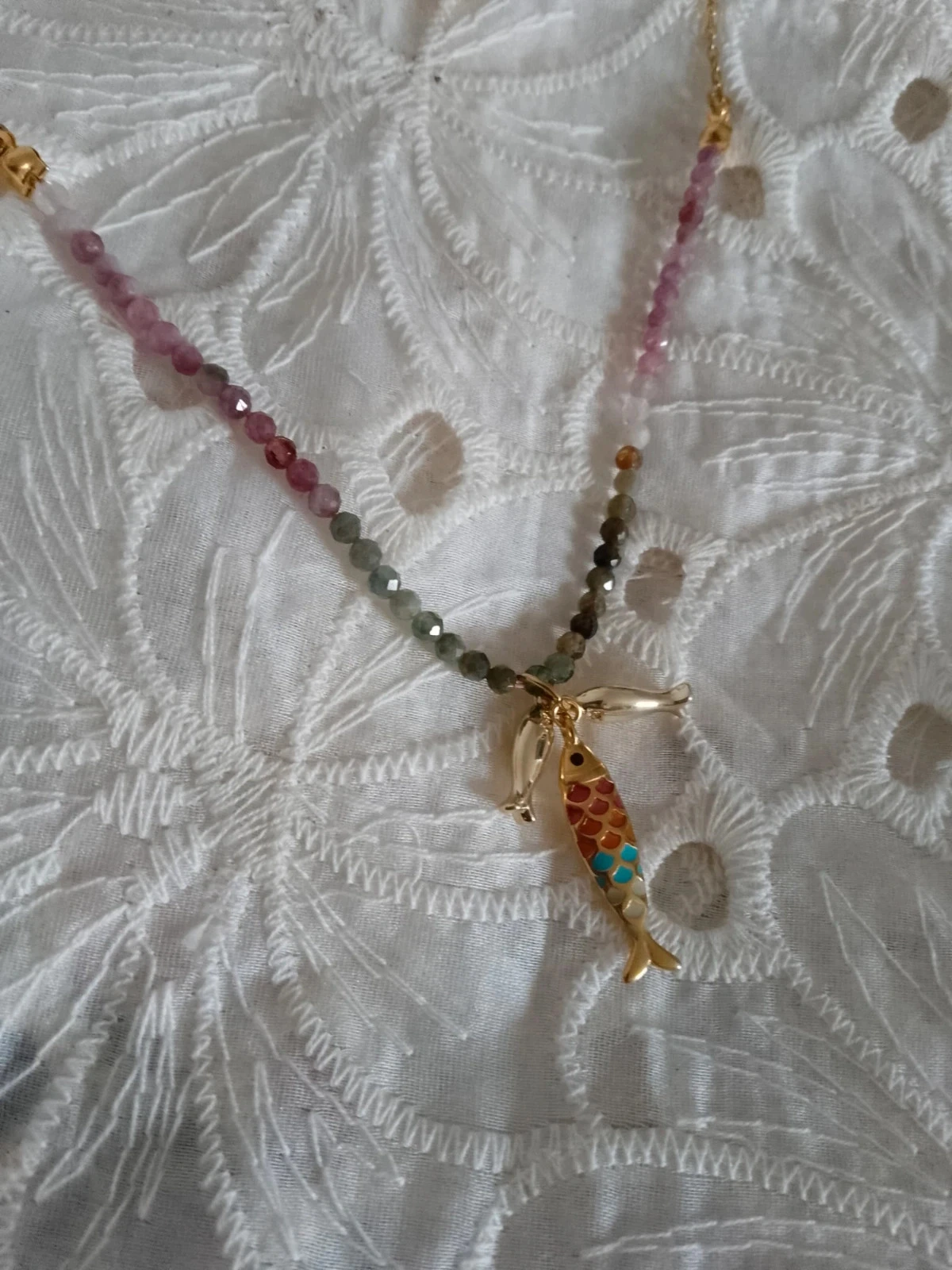 Collier pierres naturelles de tourmaline et poissons dorés – photo 4